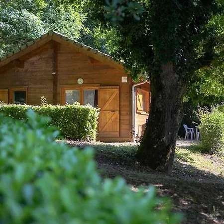 Cosy Avec Terrasse A - Api-1-52-755 * Sauveterre-de-Rouergue