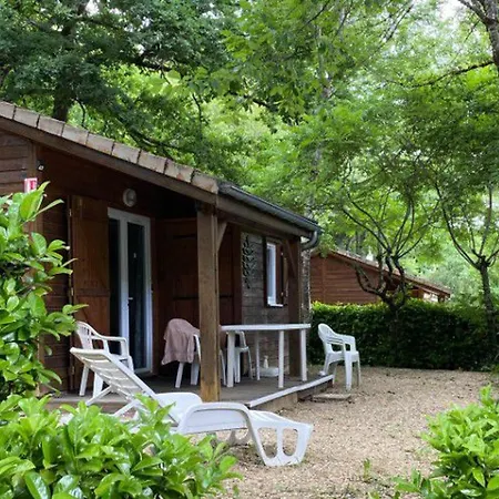 Cosy Avec Terrasse A - Api-1-52-755 Kemping Sauveterre-de-Rouergue