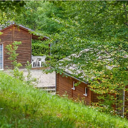 Cosy Avec Terrasse A - Api-1-52-755 Camping *