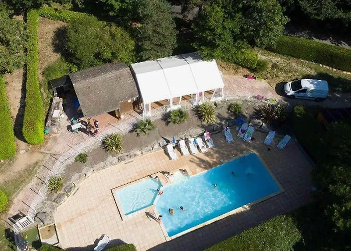 Kemping Cosy Avec Terrasse A - Api-1-52-755 *