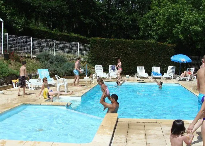 Cosy Avec Terrasse A - Api-1-52-755 Kemping *